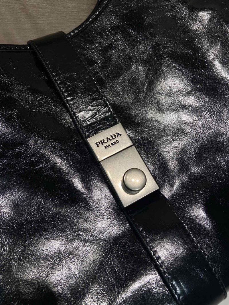 Pra*a top handle bags
